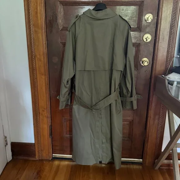 Vintage Burberry Double Breasted Trench Coat - Picture 2 of 12
